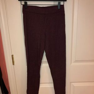 Maroon leggings